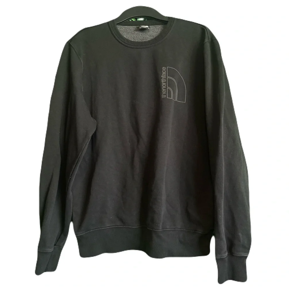 The North Face Men's Medium Black Pullover Sweater